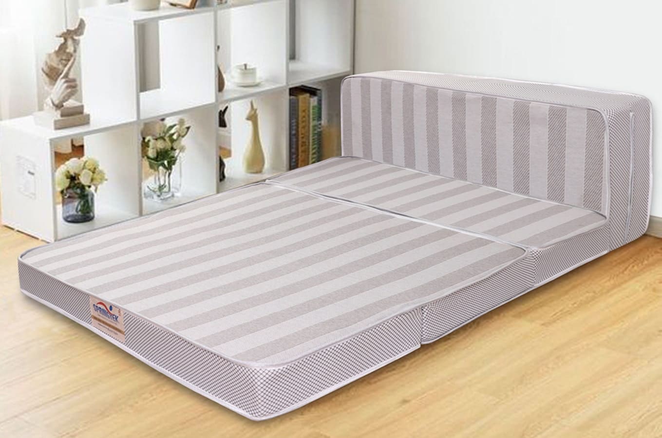 Small size tri folding travel mattress